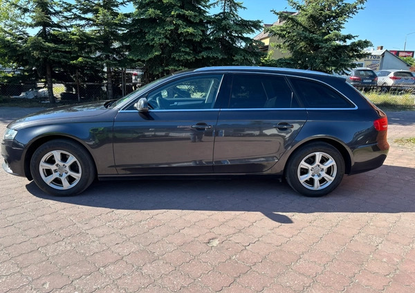 Audi A4 cena 31900 przebieg: 209000, rok produkcji 2011 z Radom małe 137